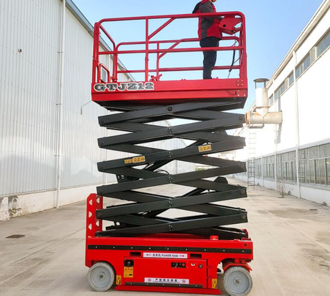 湖州自行走移动式升降机